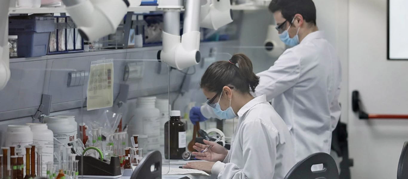 ΗΠΑ: Φόβοι για εξάπλωση της μετάλλαξης «Omicron» - Στέλεχος «ανησυχίας» χαρακτήρισε τη νέα μετάλλαξη ο ΠΟΥ